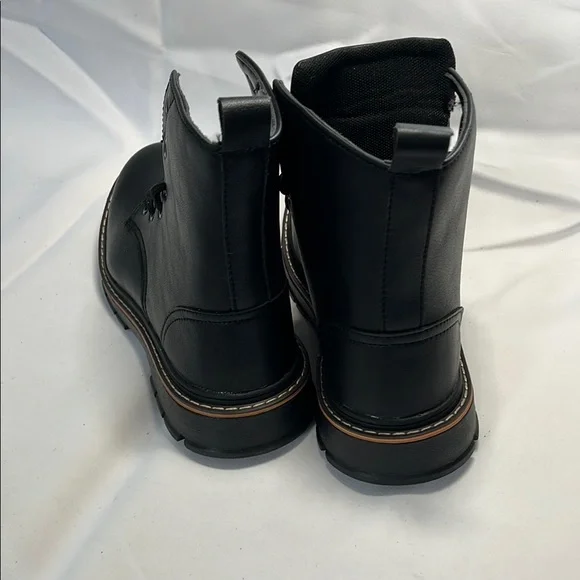 Black Lace Up Boots for Women - Picture 4 of 5